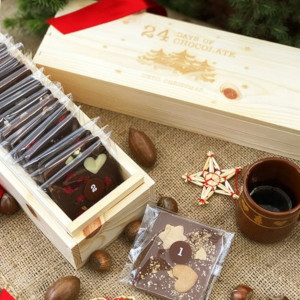 Chokladkalender i träask